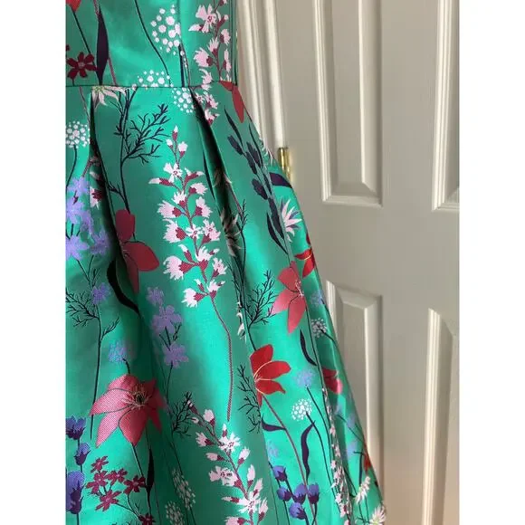 green emerald velvet dress Eliza J Women's Fit and Flare Midi Floral Dress, Cream, 8 : Amazon.ca:  Clothing, Shoes & Accessories main image 1